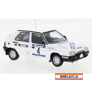 Skoda Favorit 136L No.4 Rally Valasskaa 1989 Krecek