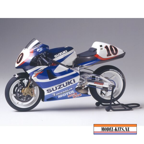 SUZUKI RGV GAMMA XR 89 1