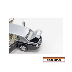 Rolls Royce Ghost black silver 3