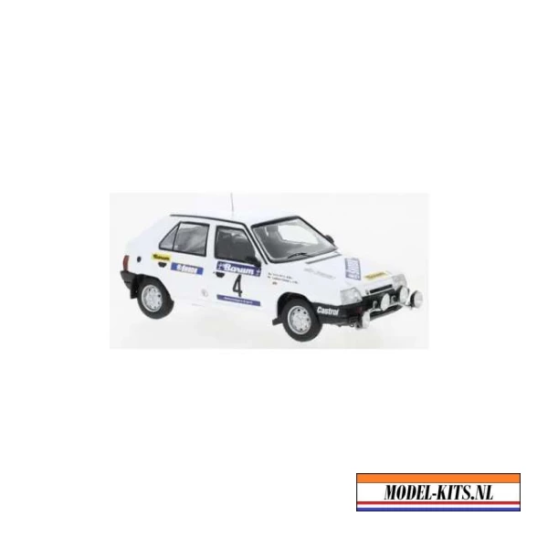 1989 Skoda Favorit 136 L No.4 Rally Valasskaa Zima
