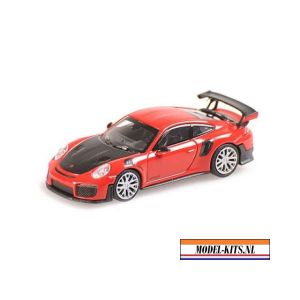 2018 Porsche 911 GT2 RS, red carbon bonnet
