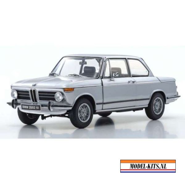 BMW 2002 tii, silver