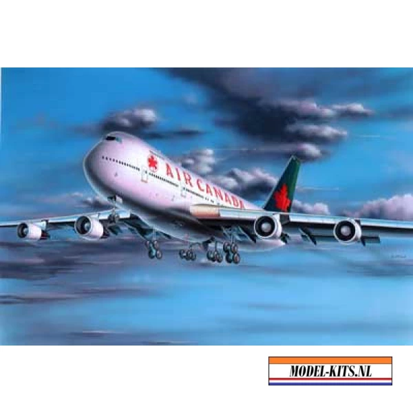 BOEING 747