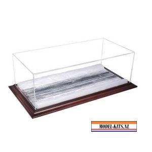 Diorama Based Display Case. Model Snow Road