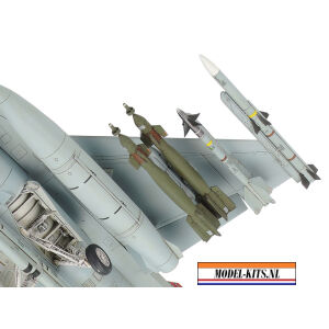 LOCKHEED MARTIN F 16C (BLOCK25 32) FIGHTING FALCON 5