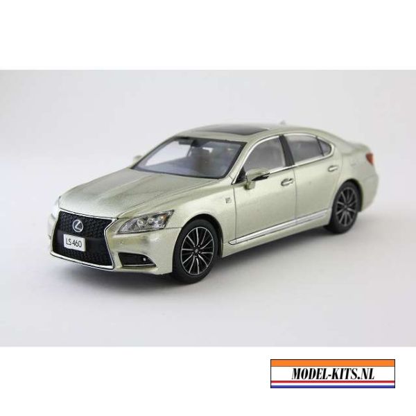 Lexus LS460 F sport, titanium