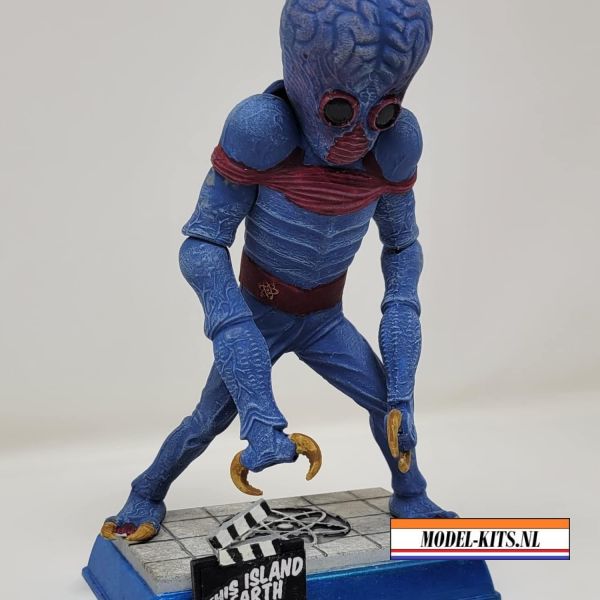 Metaluna Mutant Monster with Base 3