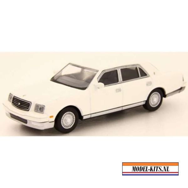 Toyota Century, white