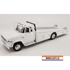 1970 Dodge D300 Ramp Truck, white