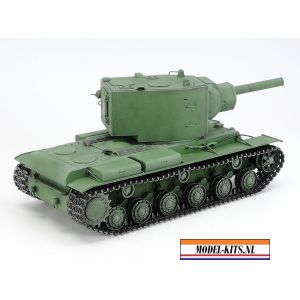 RUSSIAN HEAVY TANK KV 2 2