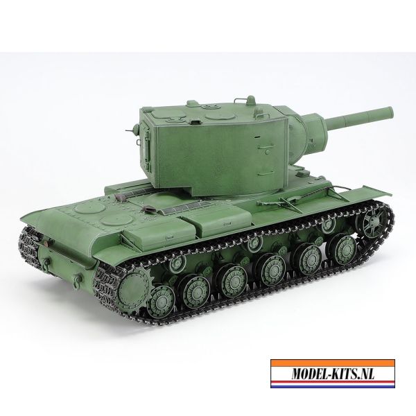 RUSSIAN HEAVY TANK KV 2 2