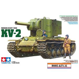 RUSSIAN HEAVY TANK KV 2