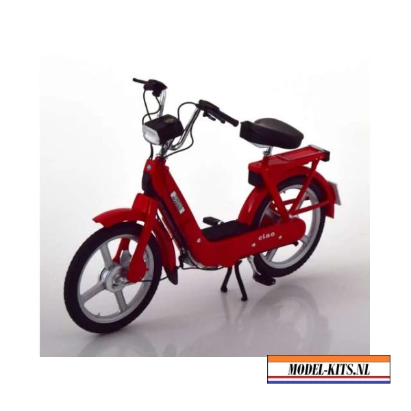 Vespa Piaggio Ciao, red
