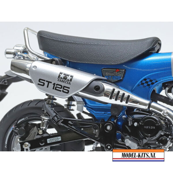 HONDA DAX 125 TAMIYA LIMITED EDITION 3