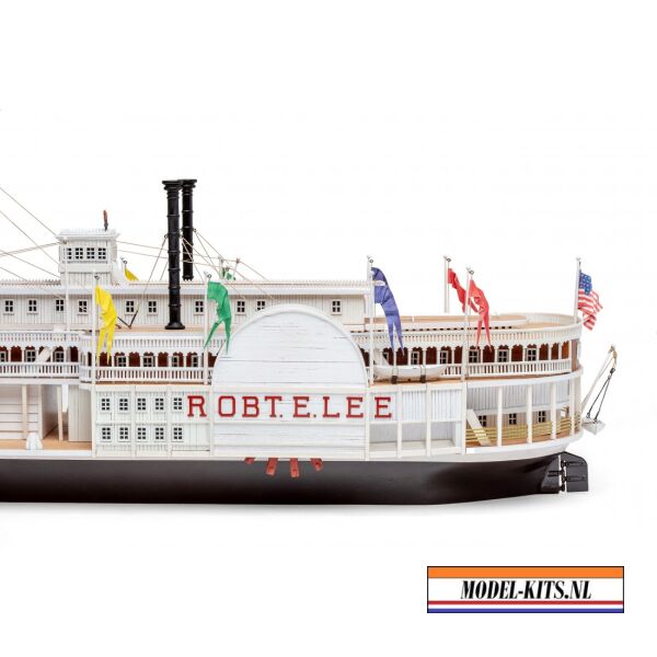 ROBERT E.LEE 8