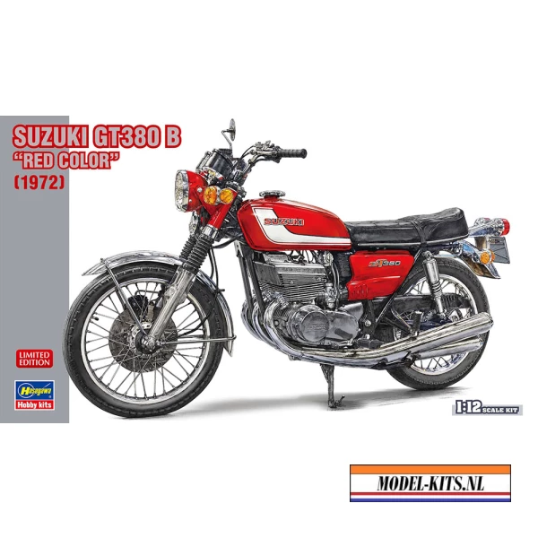 Suzuki GT380 B Rood