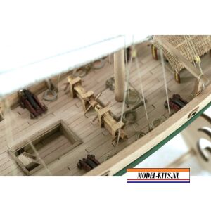 CHINESE PIRATE JUNK 9