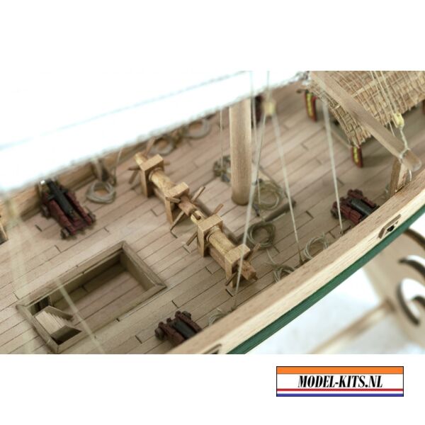 CHINESE PIRATE JUNK 9