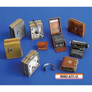 GERMAN RADIO SET WITH ENIGMA