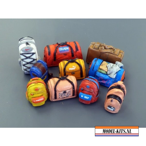 MODERN BAGS
