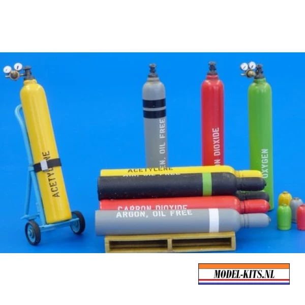 U.S. PRESSURE BOTTLES   MODERN