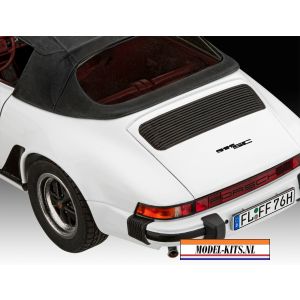 CADEAU SET 50 YEARS OF PORSCHE 911 G MODEL 3