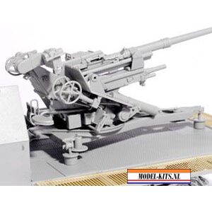 SD. KFZ. 7 2 FLAK 37 WITH ARMOR CAB 1