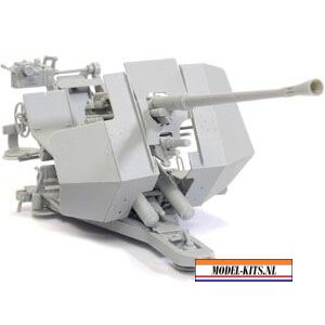 SD. KFZ. 7 2 FLAK 37 WITH ARMOR CAB 13