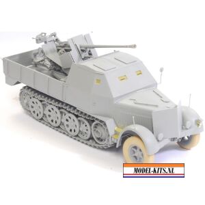 SD. KFZ. 7 2 FLAK 37 WITH ARMOR CAB 17