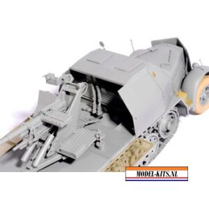 SD. KFZ. 7 2 FLAK 37 WITH ARMOR CAB 2