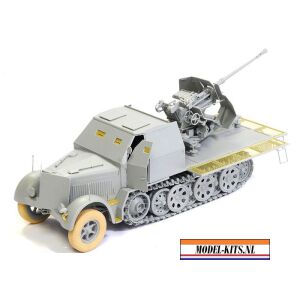 SD. KFZ. 7 2 FLAK 37 WITH ARMOR CAB 20