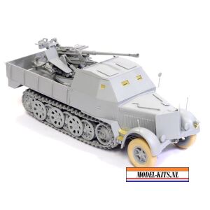 SD. KFZ. 7 2 FLAK 37 WITH ARMOR CAB 8