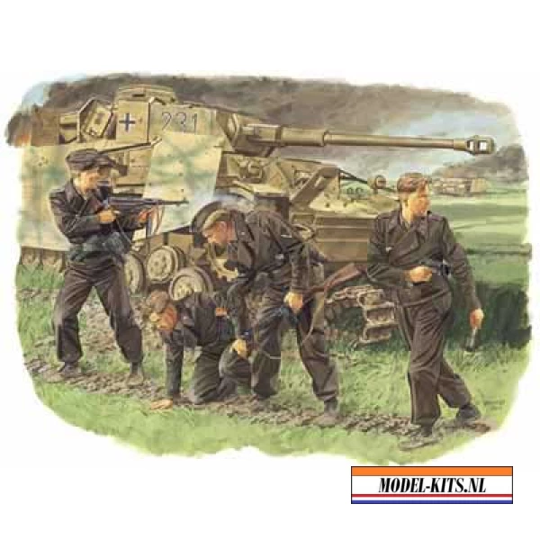 SURVIVERS, PANZER CREW (KURSK 1943)