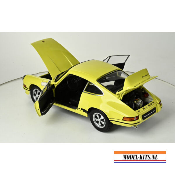 Porsche 911 Carrera Premium 9
