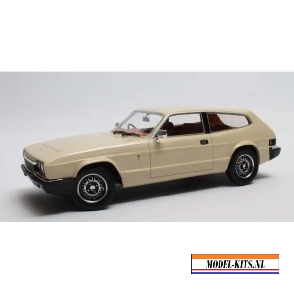 1976 Reliant Scimitar SE6A, white