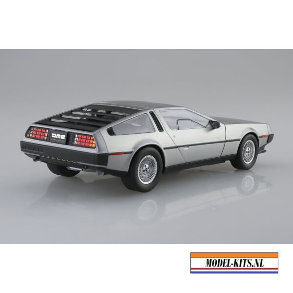 '82 DELOREAN DMC 12 2