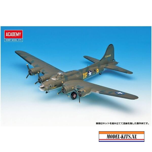 B 17F MEMPHIS BELLE 1