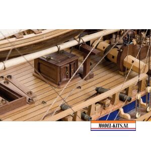 HMS Endeavour 6