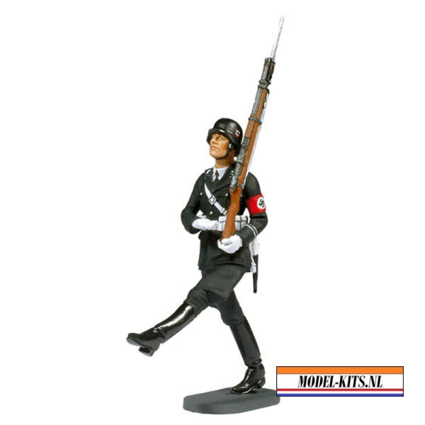 Lah Goose Steping Soldier 1