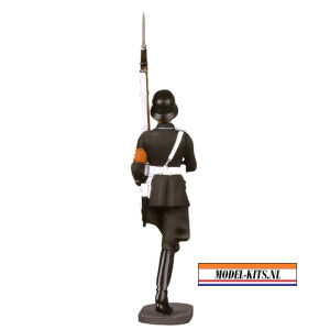 Lah Goose Steping Soldier 3