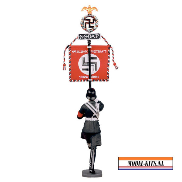 Lah Goose Steping Standard Bearer 3