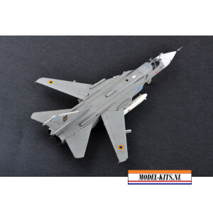 Su 24MR Fencer 1