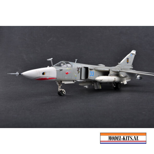 Su 24MR Fencer 4
