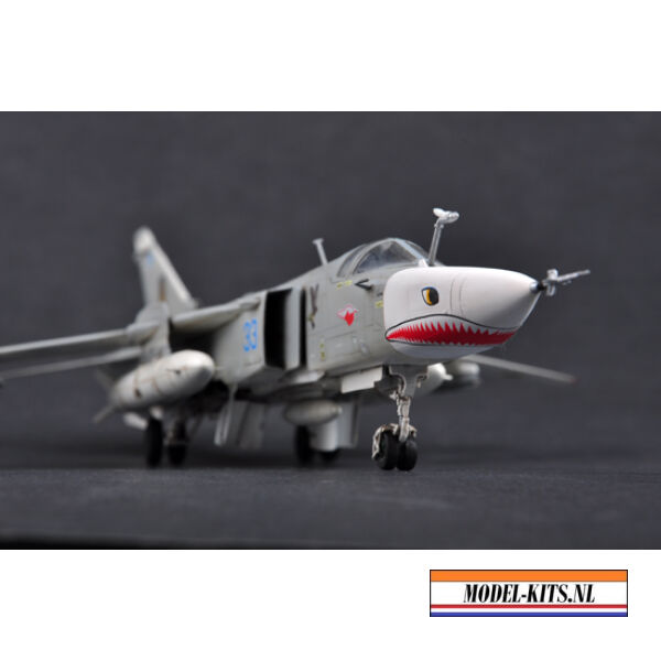 Su 24MR Fencer 7