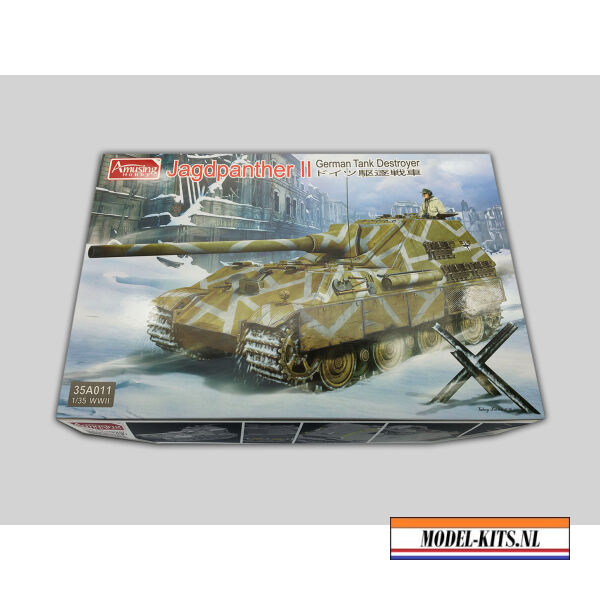 GERMAN TANK DESTROYER JAGDPANTHER II 1