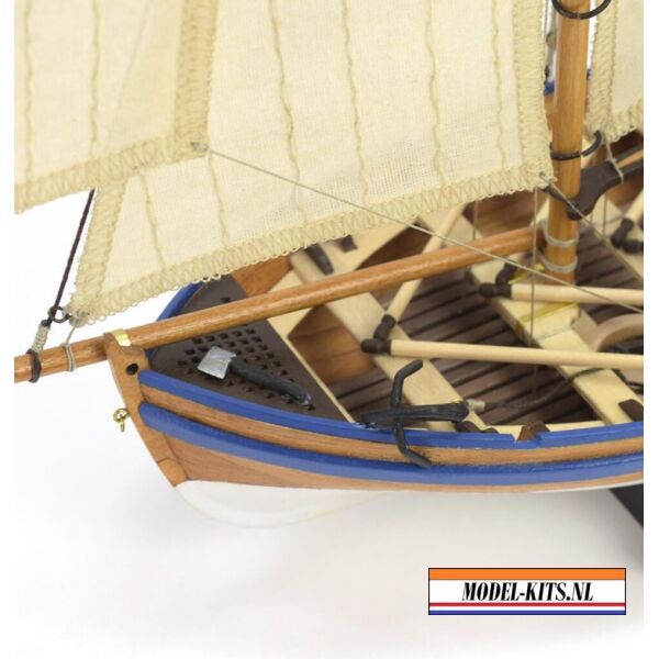 H.M.S. BOUNTY'S JOLLYBOAT 9