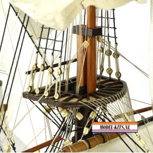HMS ENDEAVOUR WITH LIGHTS 2021 16