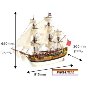 HMS ENDEAVOUR WITH LIGHTS 2021 3