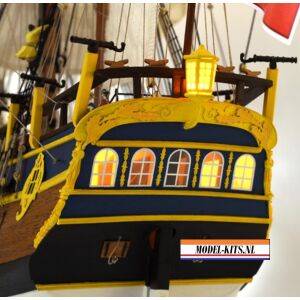 HMS ENDEAVOUR WITH LIGHTS 2021 5