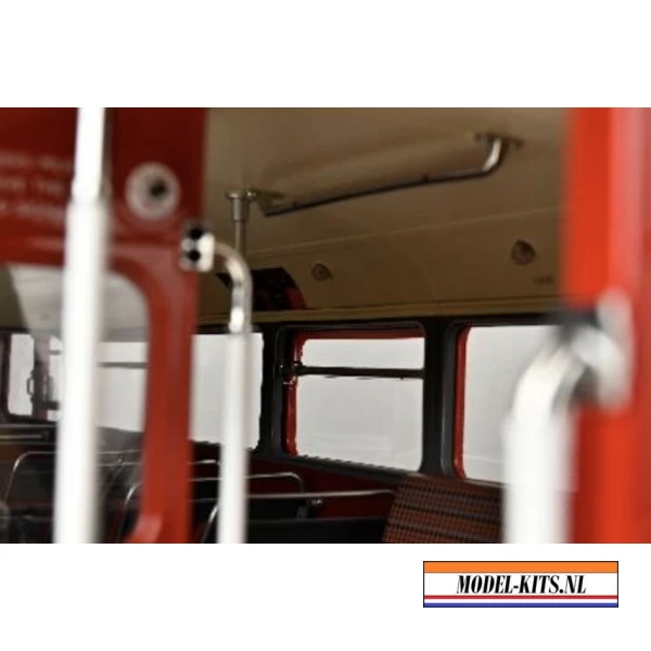 London Bus Routemaster 4